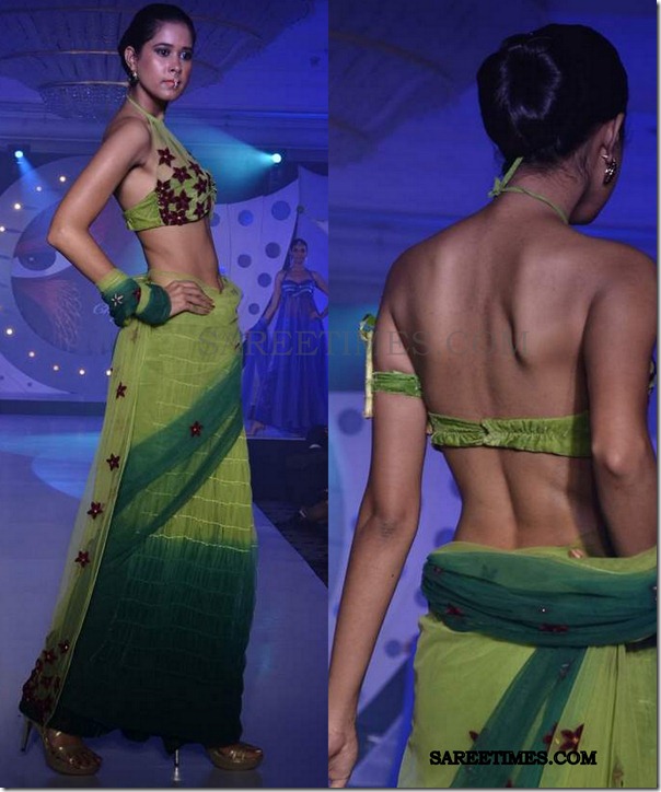model_green_saree_sndt_fashionshow model_green_saree_sndt_fashionshow