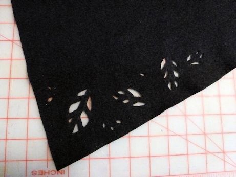 [CuttingLeaves2%255B3%255D.jpg]