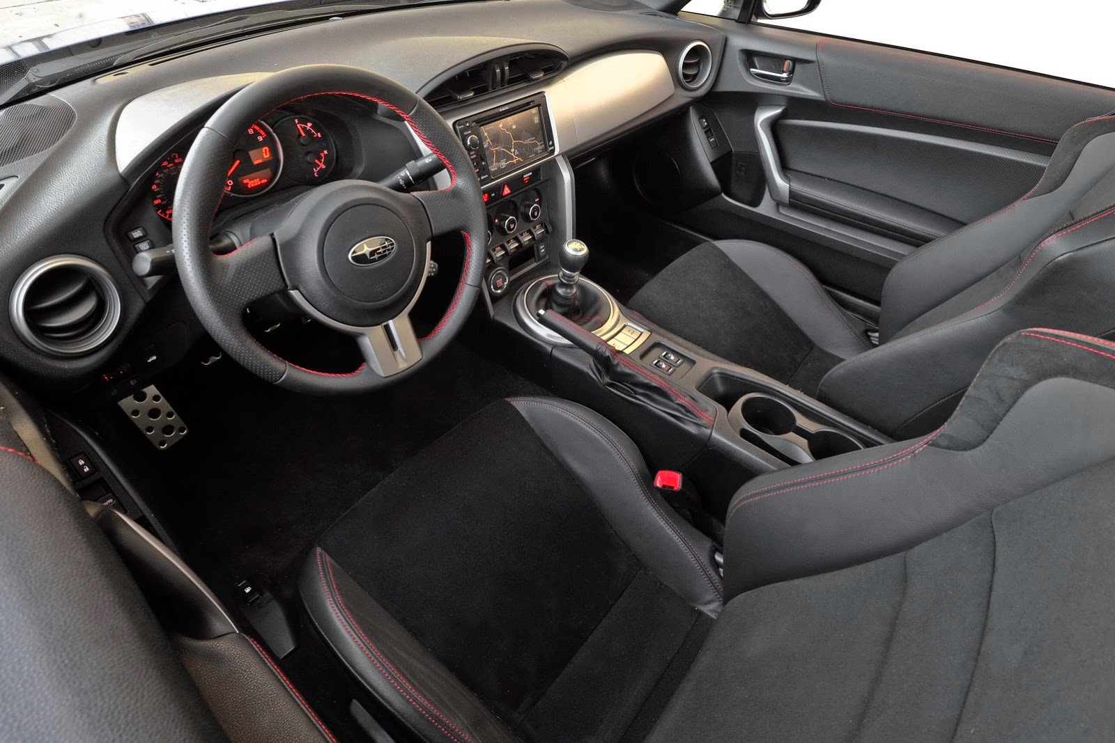 [2013-2014-Subaru-BRZ-50%255B2%255D.jpg]