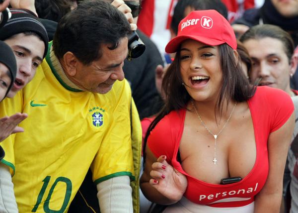 Fotos de Larissa Riquelme en la Copa America 2011 Fotos de Larissa Riquelme en la Copa America 2011