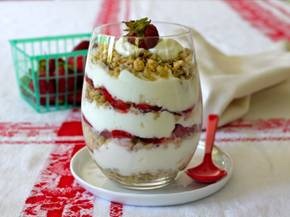 [strawberry%2520parfait%255B3%255D.jpg]