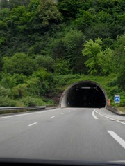 Tunnels are the best!