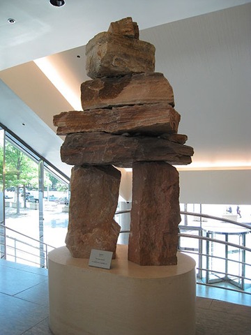 [450px-Inukshuk%252C_Canadian_Embassy%252C_Washington%255B3%255D.jpg]