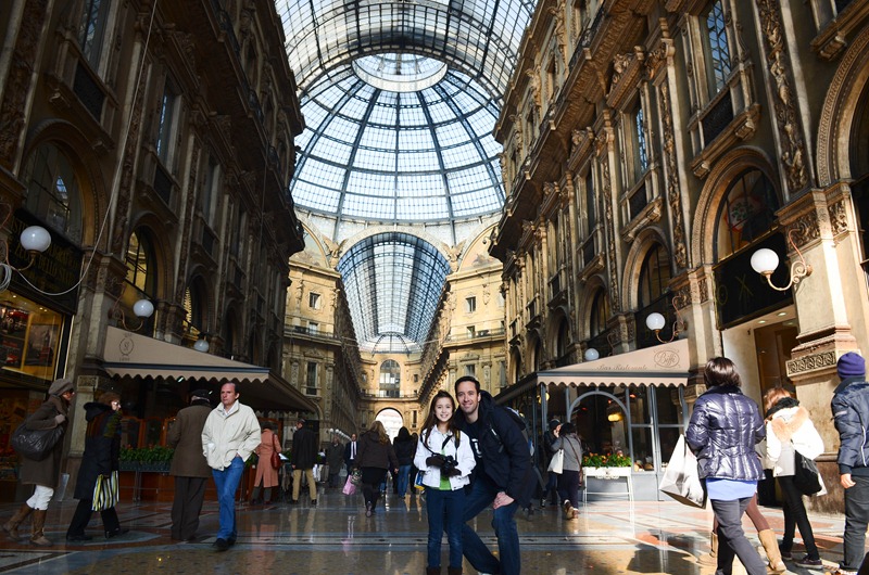 [Milan-Duomo-covered-shopping7.jpg]