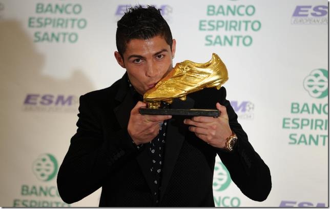 Kasut Emas CR7 Kasut Emas CR7
