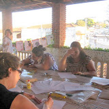 Depois da caminhada e da visita ao Instituto, uma oficina muito especial, brincando de poesia no mesmo local onde Elias José escrevia seus livros.JPG