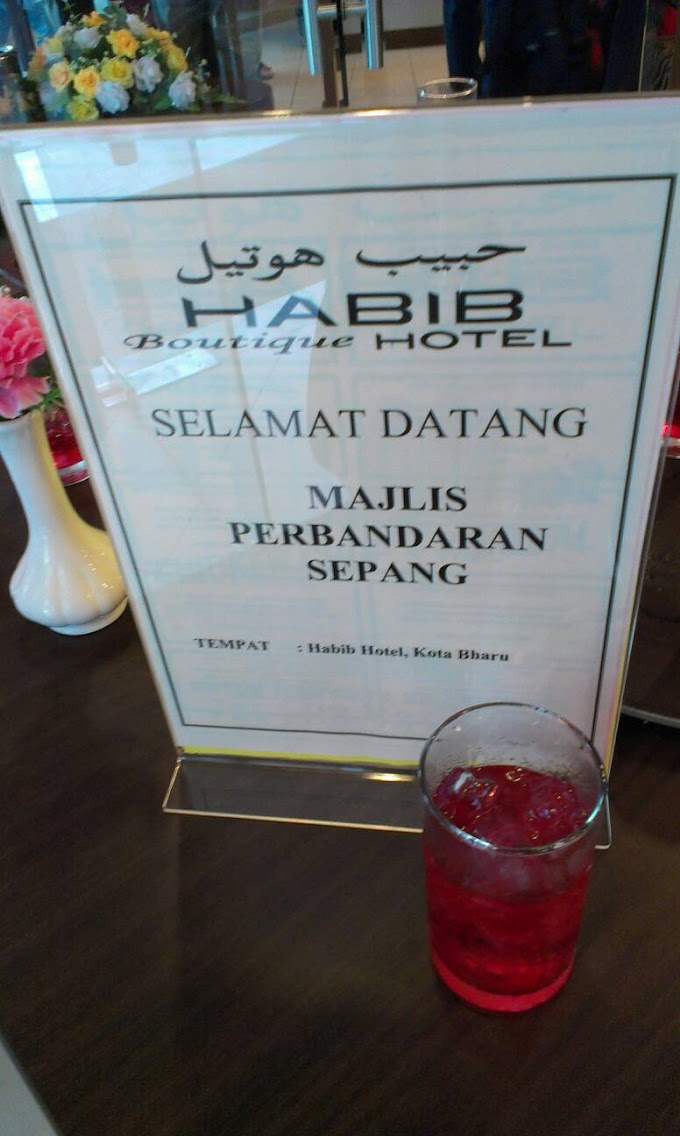 Hotel Habib...KOTA BAHRU KELANTAN :)