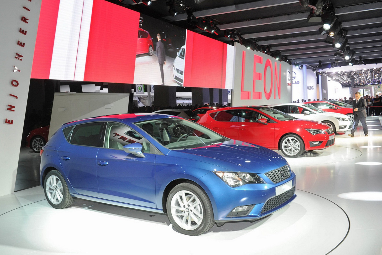 [SEAT-Leon-2013-10%255B2%255D.jpg]