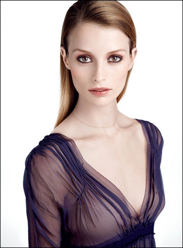 Passion_Mannequin1clarins