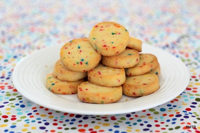 Funfetti Cookies by Baking Makes Things Better (2)