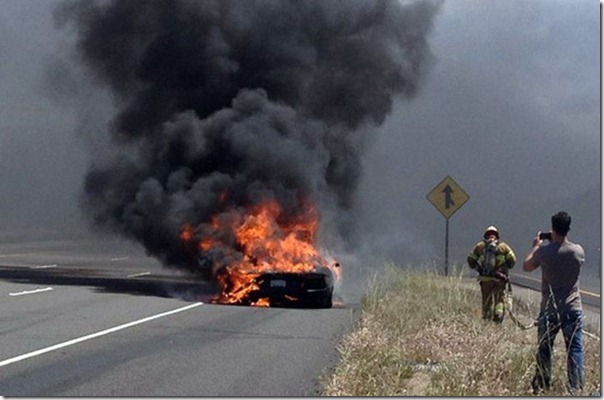 Lamborghini Aventador (1) Lamborghini Aventador (1)