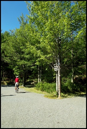 Witch Hole Pond, bike 3 stone bridges, 6 wooden 178