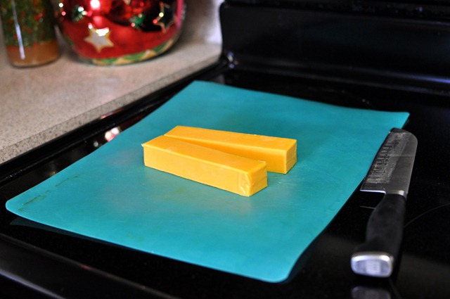 [marinated-cheese-256.jpg]