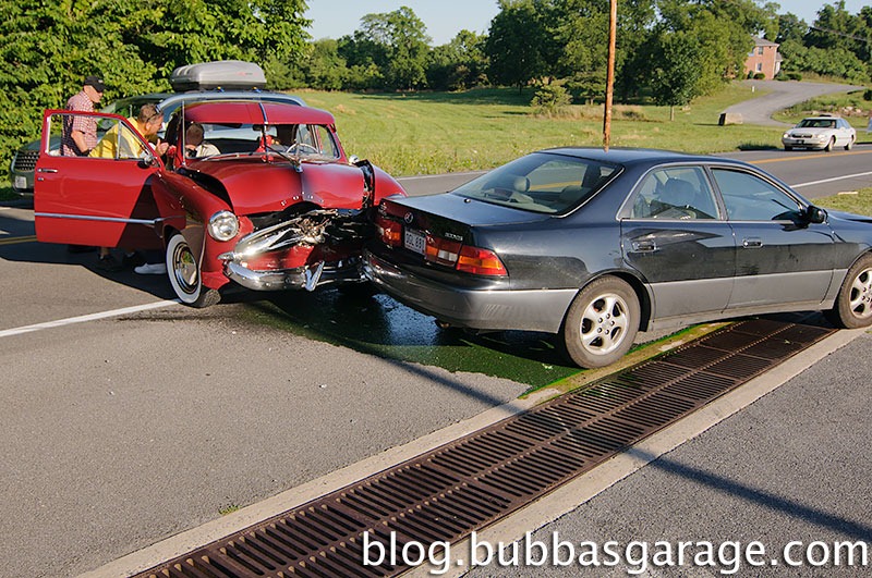 [2011_IBC_Car_Show-accident%255B3%255D.jpg]