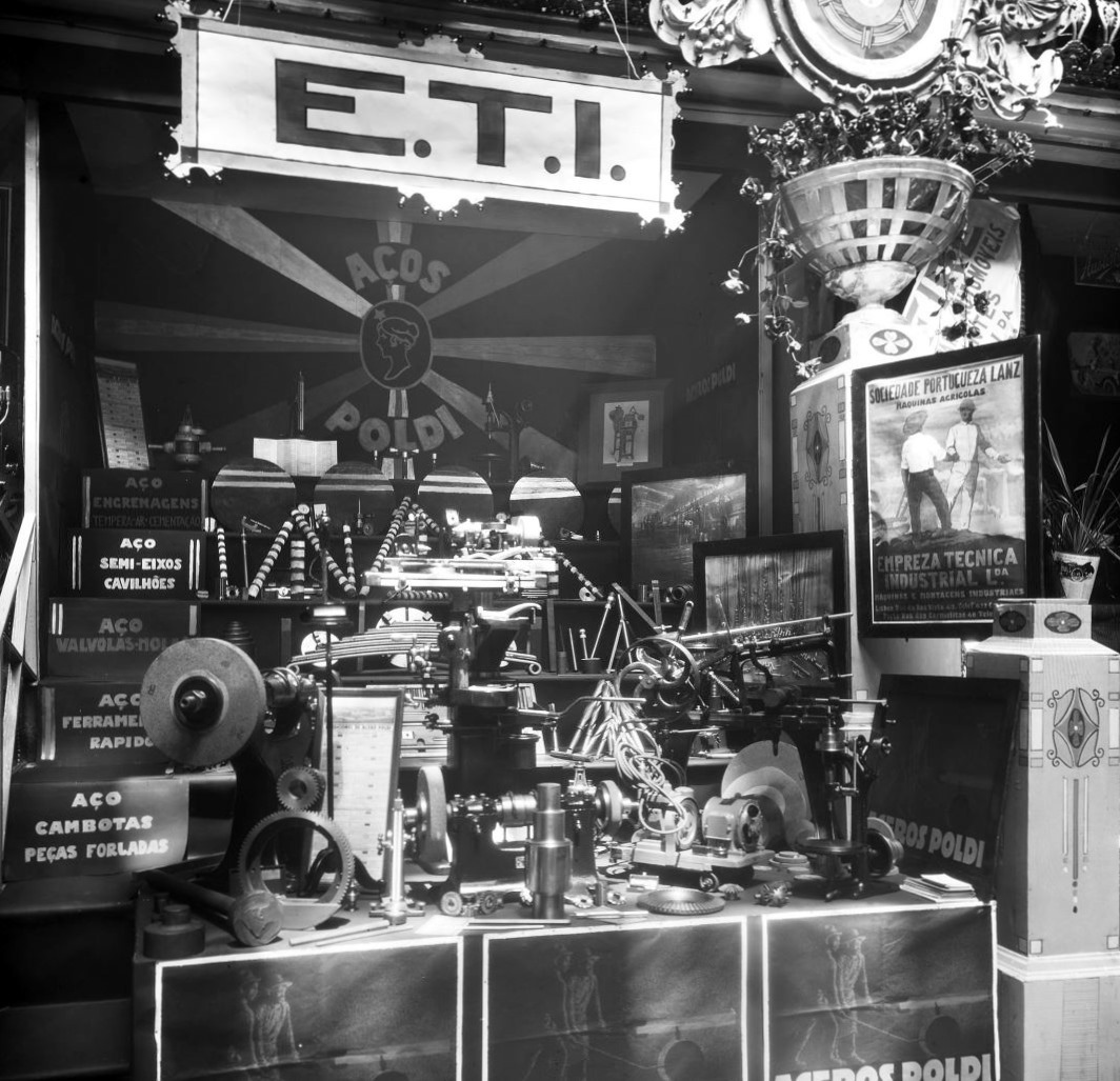 [Salo-no-Coliseu.356.jpg]