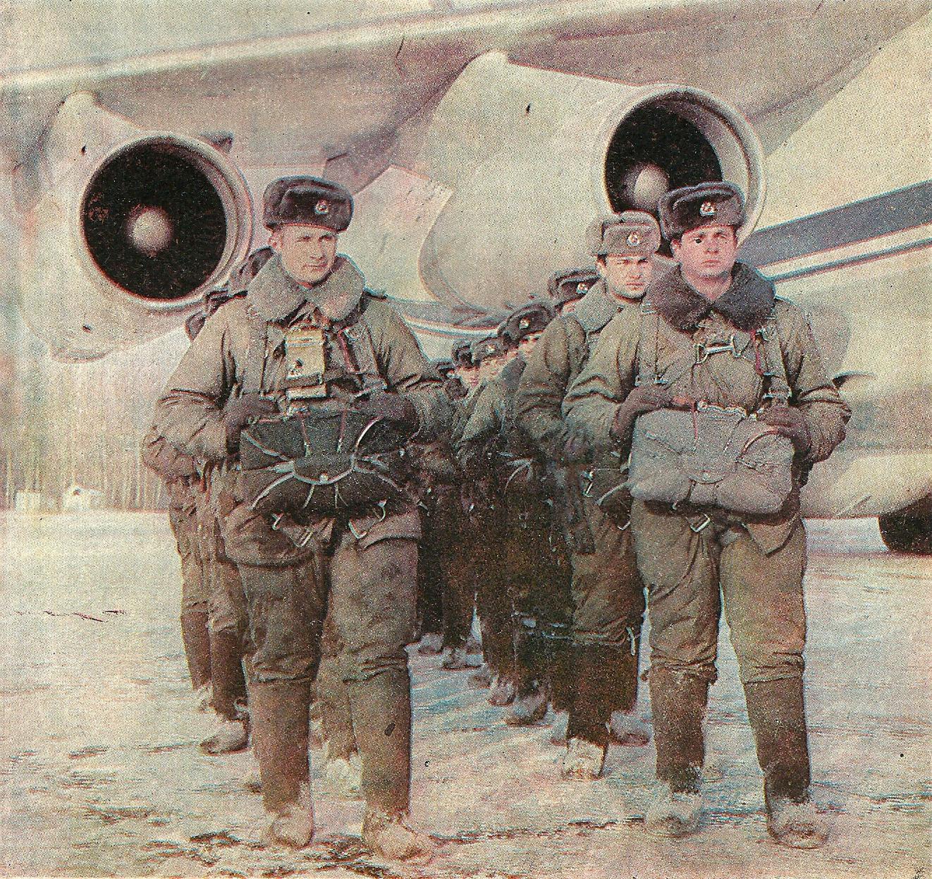 Советские высокие десантники