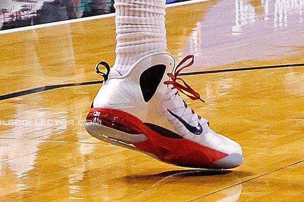 Closer Look at Nike LeBron 9 PS Elite 8211 Game Two Home PE