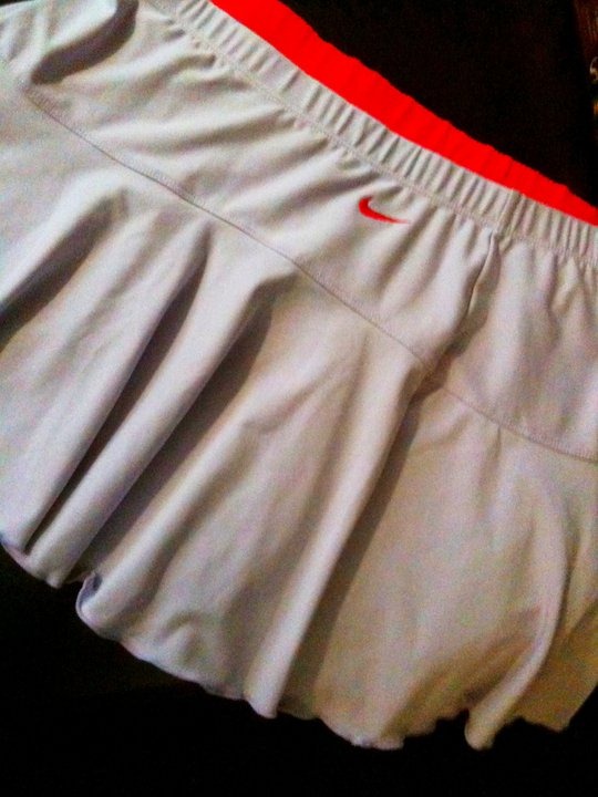 [Derek%2527s%2520awesome%2520skirt%255B2%255D.jpg]