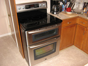 New oven, with 3x the cookie capacity!
