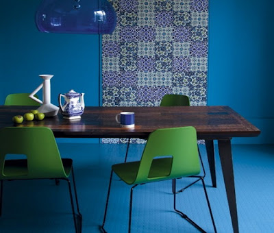 http://lh3.ggpht.com/-d8wy1rzOW3w/T7lpdDbd3PI/AAAAAAAAGTo/6NVu_Fg-TmY/s0/Bright-and-Colorful-Dining-Room-Design-Ideas_09.jpg