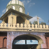I did not have much time in Bhopal so only visited its largest monument, Tajul Masajid. This is the entrance gate to the complex.