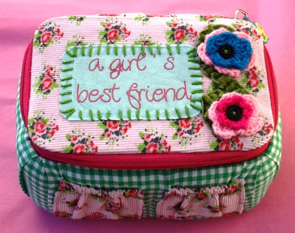 [Girls%2520Best%2520Friend%2520Box%2520gr%25C3%25BCn%2520%25283%2529.jpg]