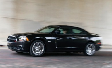 2011_dodge_charger_rt