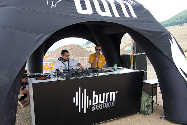 dirt-on-fire-2-22.jpg