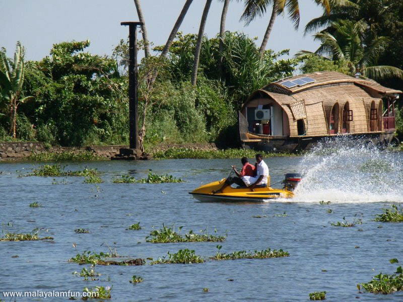 Oru Kuttanadan Yathra: The scenic view of Kerala(South India)