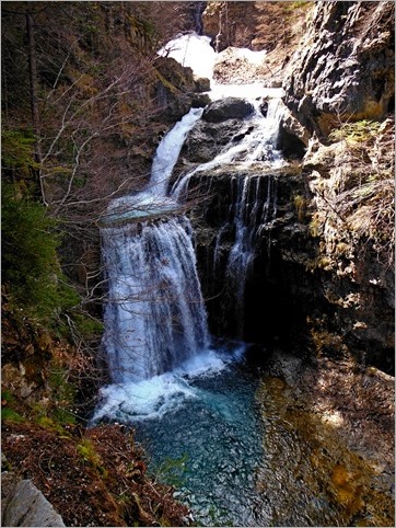 Cascada de la Cueva