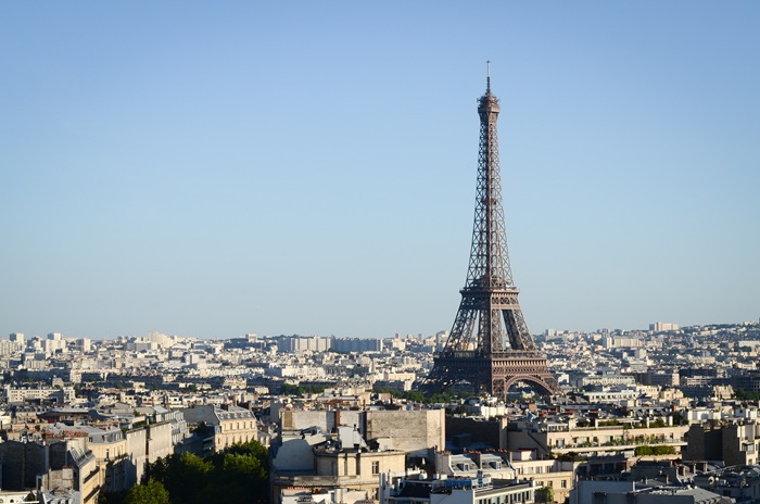 [MonArchEiffelTowerview2.jpg]