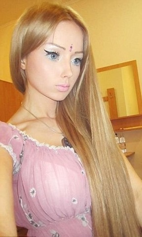 [valeria-lukyanova-barbie-doll--6%255B2%255D.jpg]