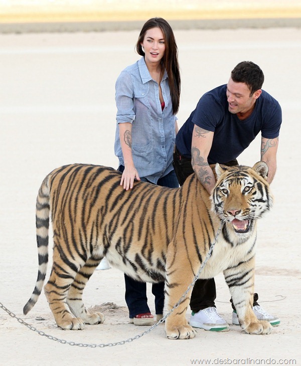 megan-fox-linda-sensual-sexy-sedutora-gostosa-pics-picture-fotos-foto-photos-vestido-saia-salto-lingerie-boobs-decote-sexta-proibida-desbaratinando (6) megan-fox-linda-sensual-sexy-sedutora-gostosa-pics-picture-fotos-foto-photos-vestido-saia-salto-lingerie-boobs-decote-sexta-proibida-desbaratinando (6)
