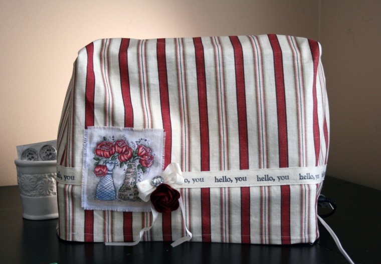 [Claudia_Rosa_sewing%2520machine%2520cover_4%255B5%255D.jpg]