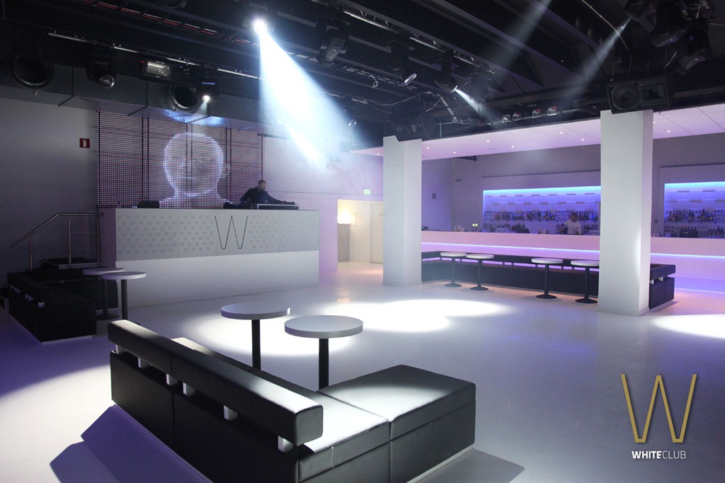 [Premi%25C3%25A4r%2520Whiteclub%25205d%2520022%255B4%255D.jpg]