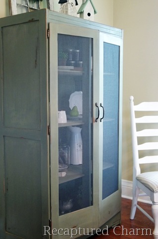 [armoire%2520milk%2520paint%2520127a%255B8%255D.jpg]