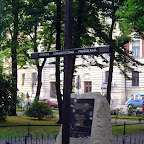 2005-07-07 096 Krakow, Poland - monument.JPG