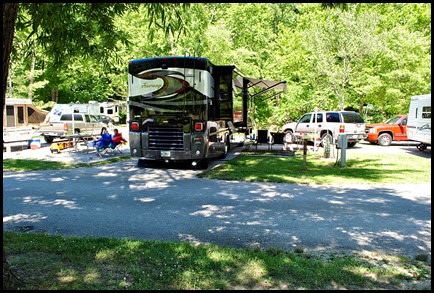 00b1b2 -  Middle Fork Campground Site B21 - our site on Weekend