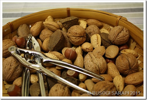 NEW YEAR'S NUTS© BUSOG! SARAP! 2011