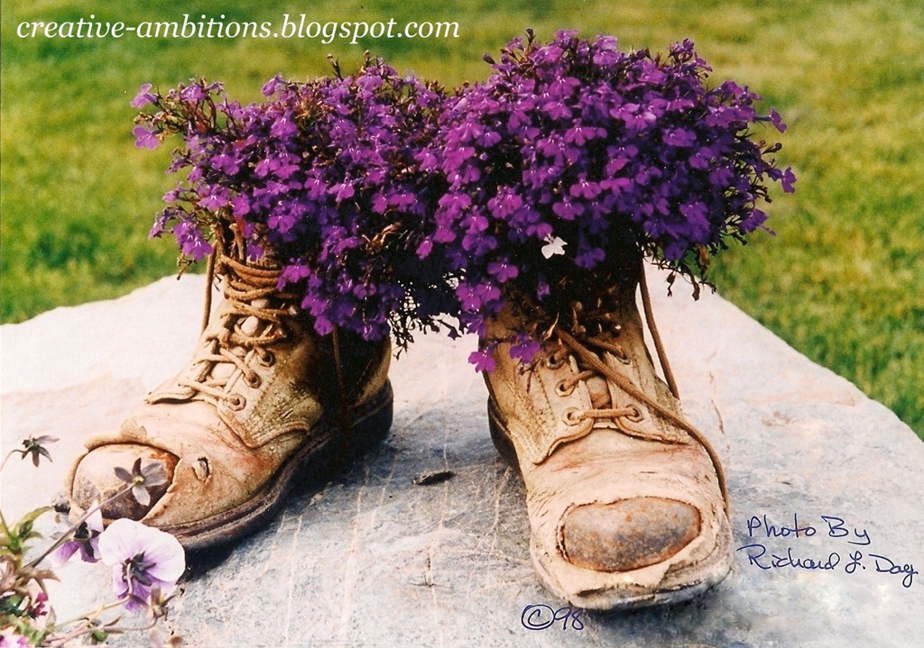 [boots-and-flowers5.jpg]