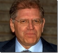 Robert Zemeckis háborús hősről szóló tengeri szörnyes filmet rendez