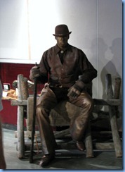 9939 Alberta Calgary Stampede - Western Oasis in BMO Centre - one of the many human statues performing