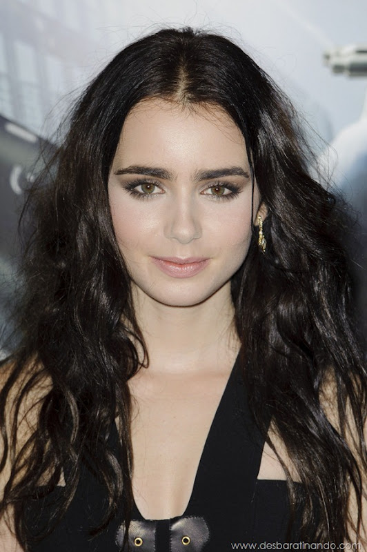 lily-collins-linda-sensual-sexy-lady-desbaratinando-sexta-proibida (37)