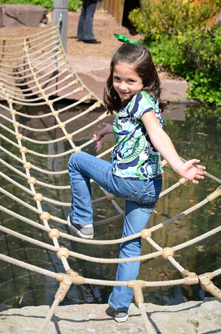 [Megan%2520climbing.jpg]