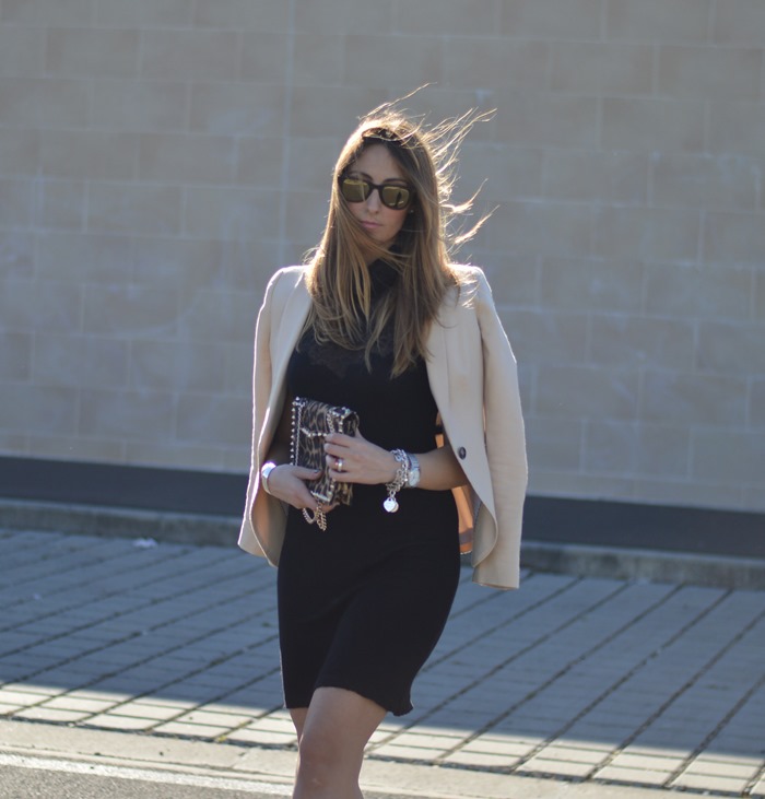 Little black dress, tubino nero, zara shoes, zara heels, stradivarius bag, carrera, carrera sunglasses, carrere 6000 wayfarer, fashion blog, elisa taviti blog