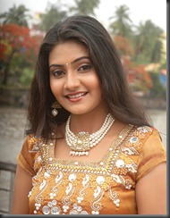 tamil_actress_nandagi_still close up