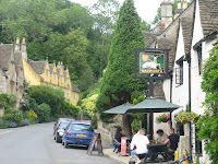 Pub in Castle Combe