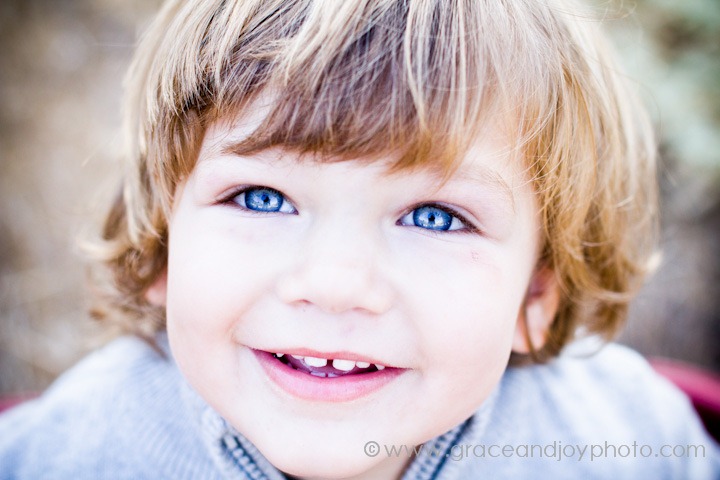 [20110924_graceandjoyphotography_001_%255B4%255D.jpg]