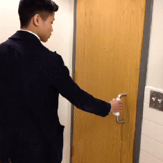 como sair do banheiro publico como sair do banheiro publico