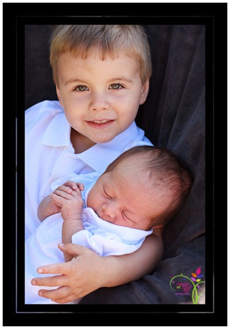 [NewbornSiblings-3421%255B3%255D.jpg]